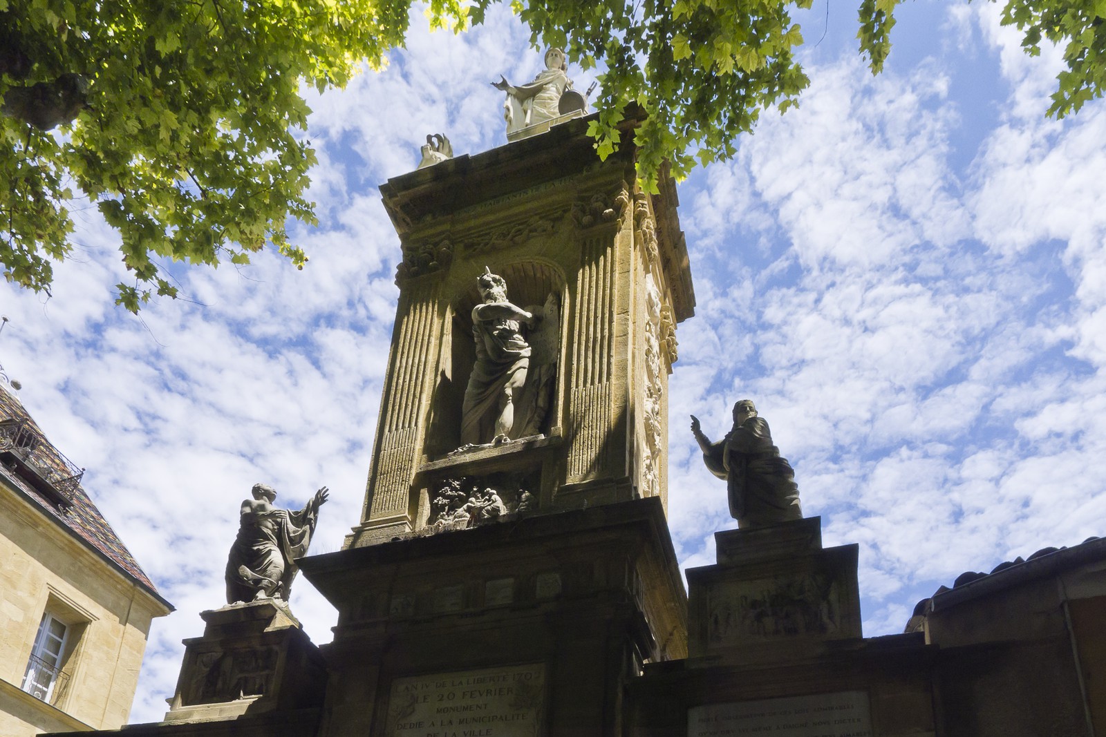 Le monument de Joseph Sec